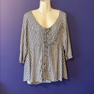 Torrid Woman’s Top 00